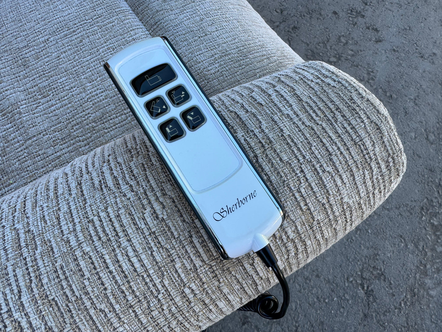 Sherborne Lynton Standard Riser Recliner Chair Dual Motor Refurbished Pre-Owned