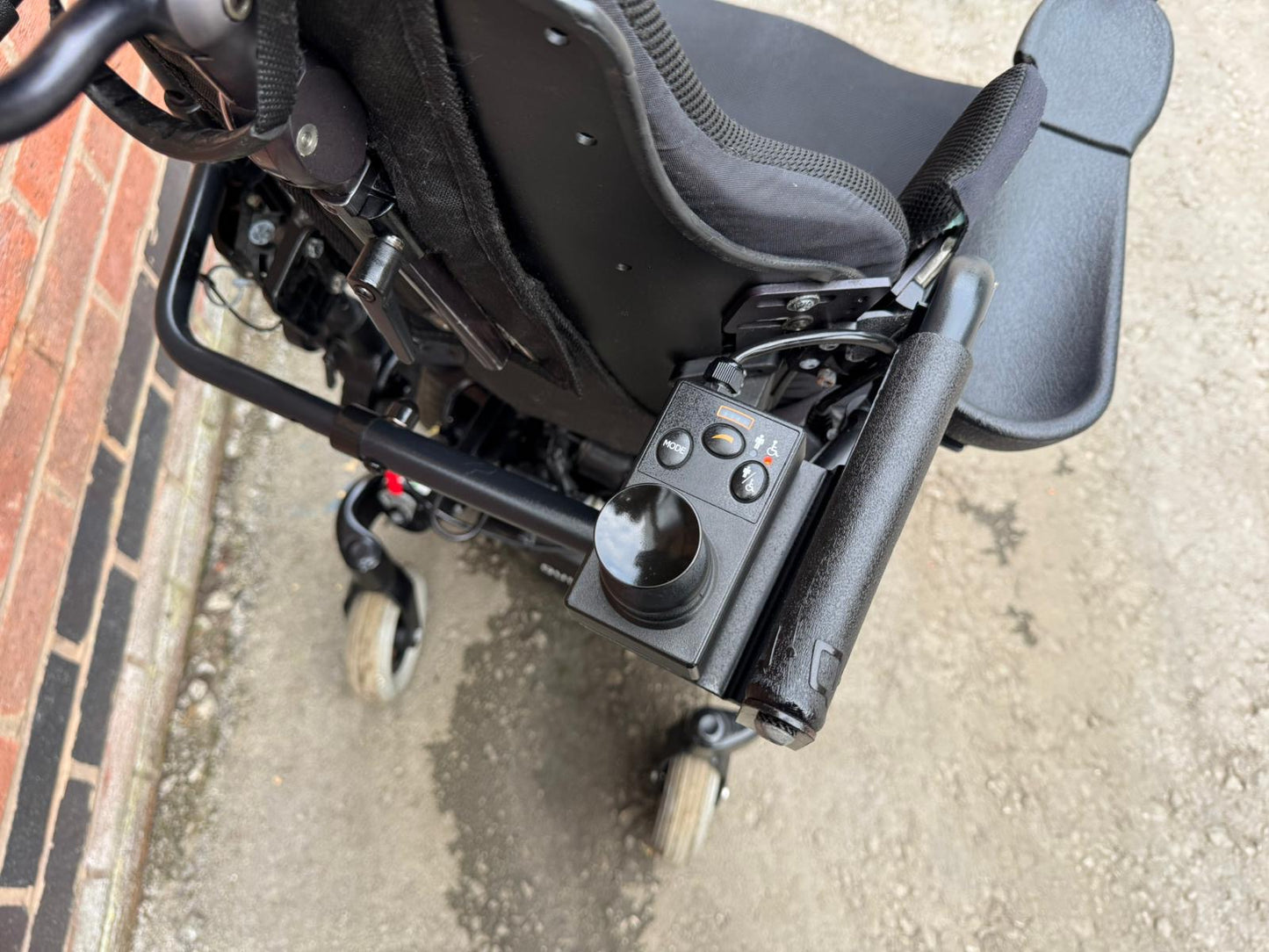 Quickie Salsa M2 6MPH Attendant Control Electric Legs Tilt Recline MND Electric Wheelchair Powerchair Refurbished Pre-Owned