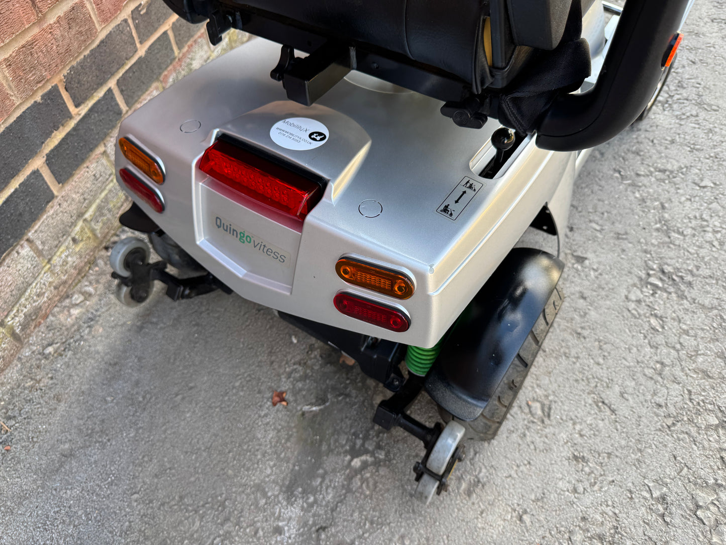 Quingo Vitess Mobility Scooter Buggy 8MPH Heated Oxford Grips