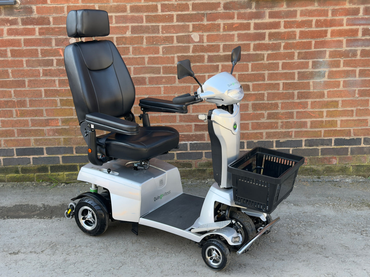 Quingo Vitess Mobility Scooter Buggy 8MPH
