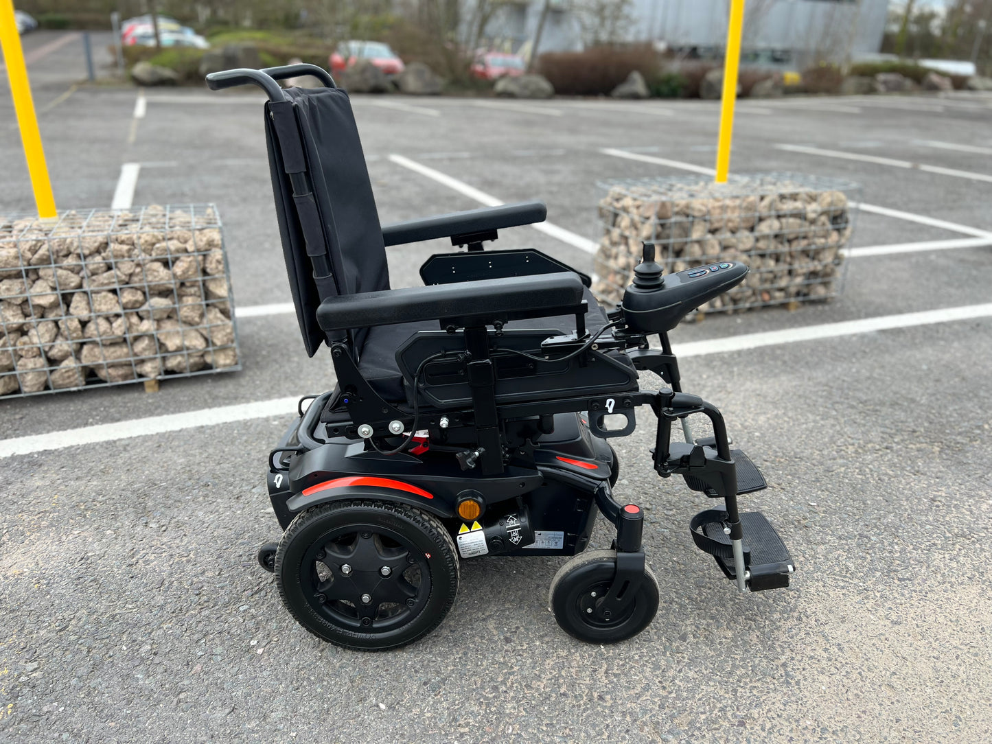 SUNRISE QUICKIE Q100R 4MPH  RWD USED SECOND HAND ELECTRIC MOBILITY POWERCHAIR WHEELCHAIR SCOOTER