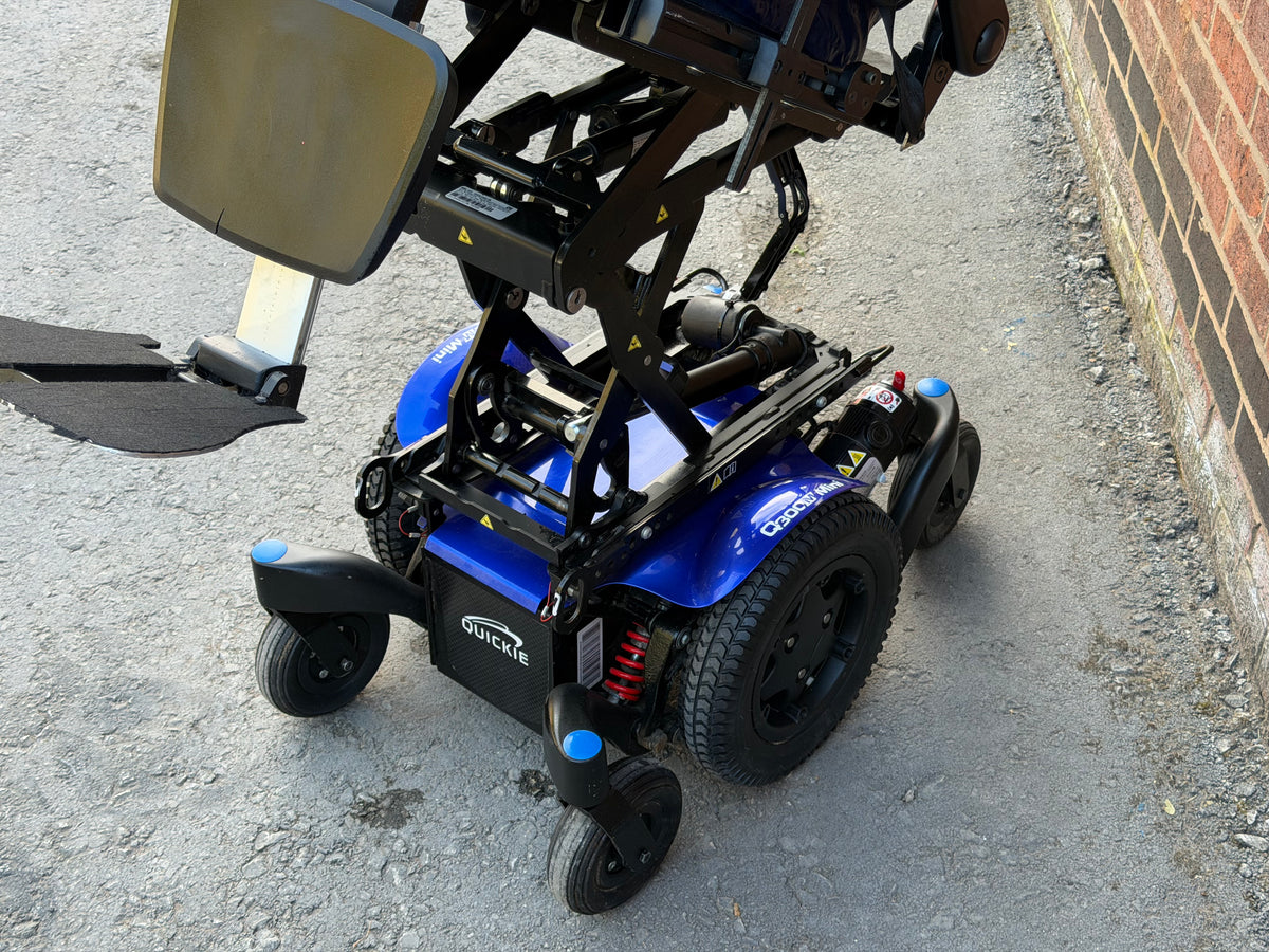 Quickie Q300M Mini Vivair Rising Tilt Electric Wheelchair Powerchair Attendant Control