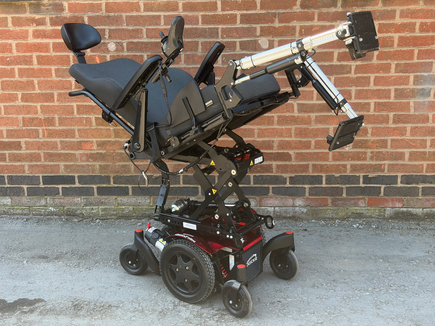 Quickie Q300M Mini Sedeo Pro Rising Tilt Electric Wheelchair Powerchair Electric Recline Legs
