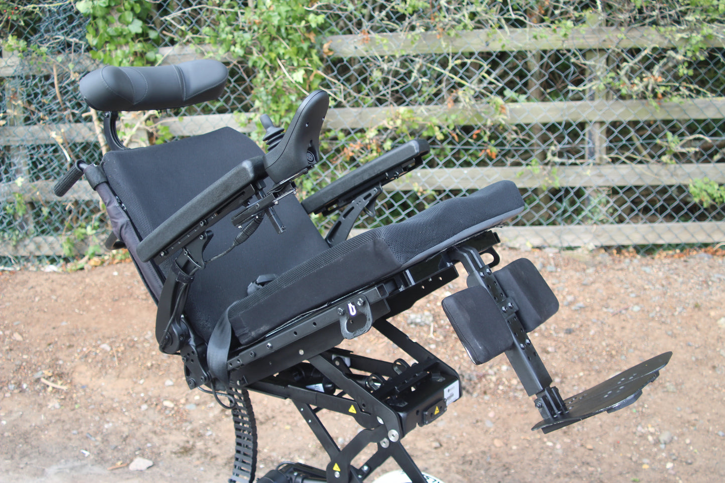 Quickie Salsa Mini M2 6MPH MWD Electric Wheelchair Powerchair MND Riser Tilt