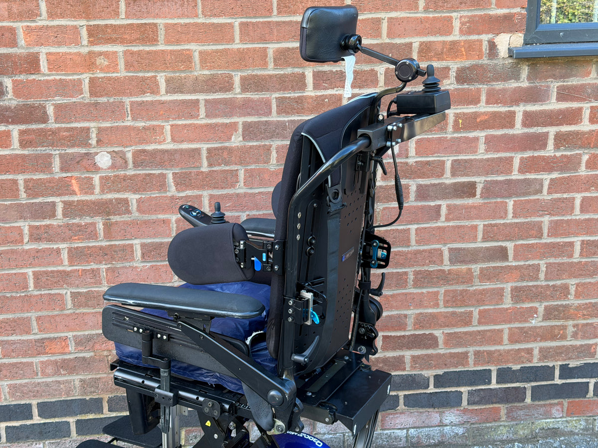 Quickie Q300M Mini Vivair Rising Tilt Electric Wheelchair Powerchair Attendant Control
