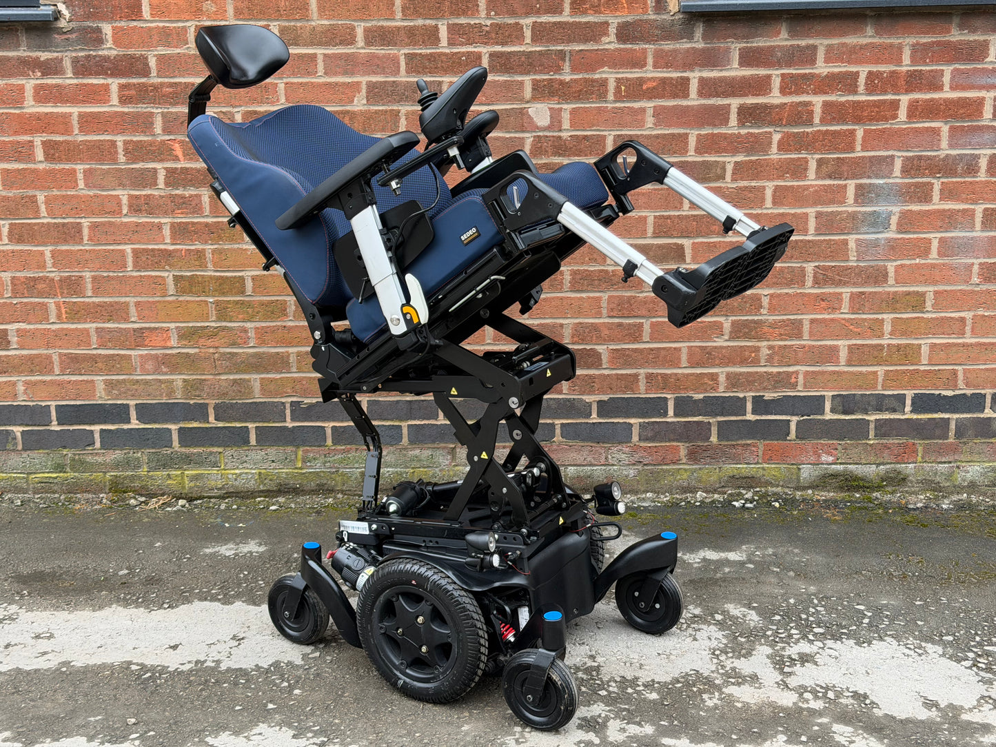 Quickie Q500M 6MPH Electric Wheelchair Powerchair Rising Tilt Sedeo Pro