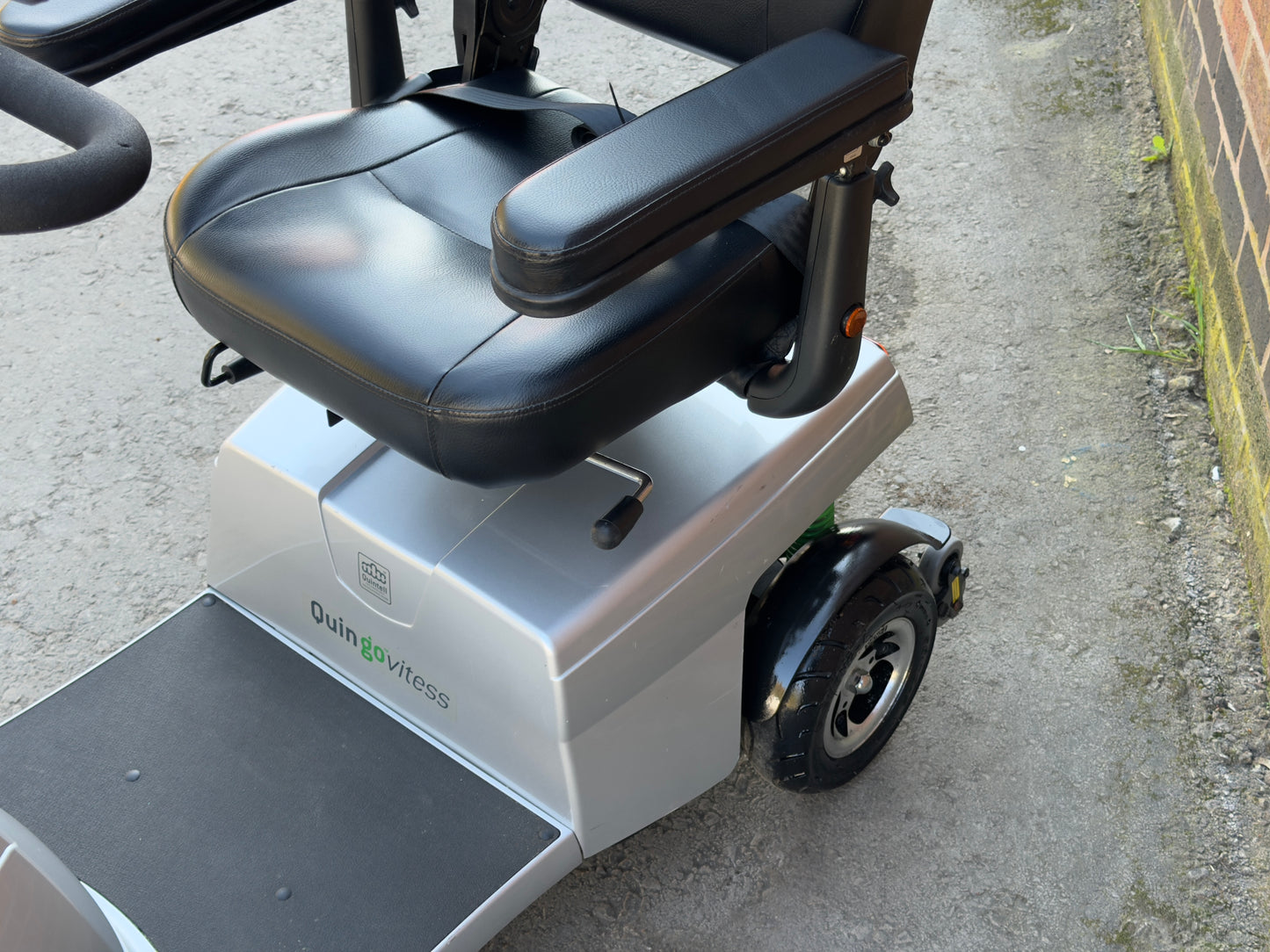 Quingo Vitess Mobility Scooter Buggy 8MPH
