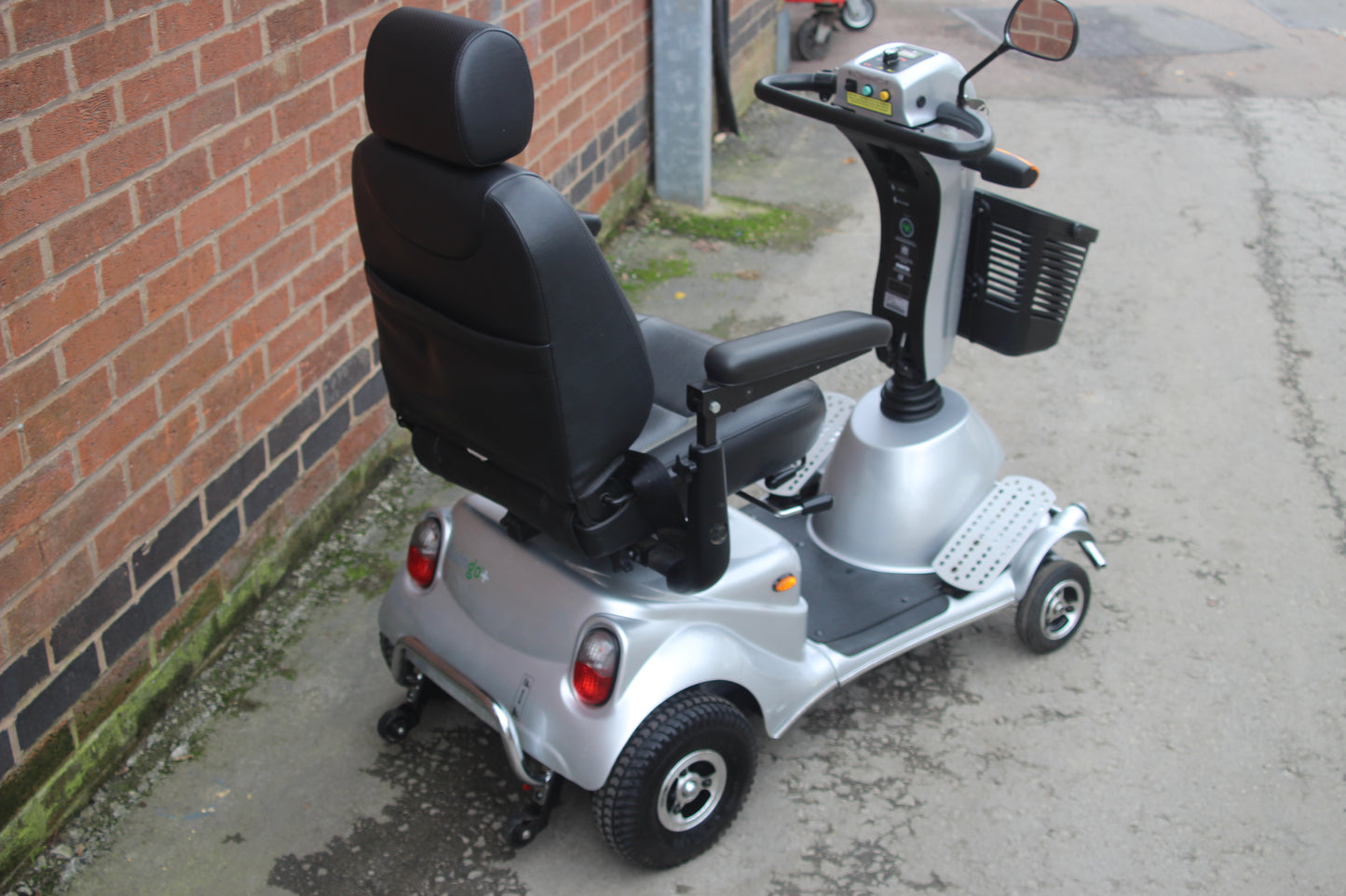 Quingo Plus 8MPH Mobility Scooter Suspension Used Refurbished Buggy