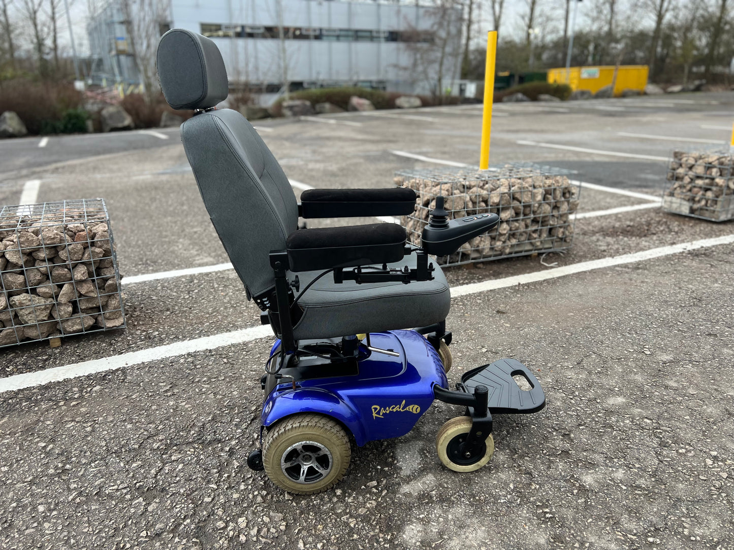 RASCAL P320 COMPACT RWD USED SECOND HAND ELECTRIC MOBILITY POWERCHAIR WHEELCHAIR TRANSPORORTABLE