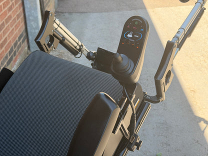 Quickie Q300M Mini Sedeo Pro Rising Tilt Electric Wheelchair Powerchair Electric Recline Legs