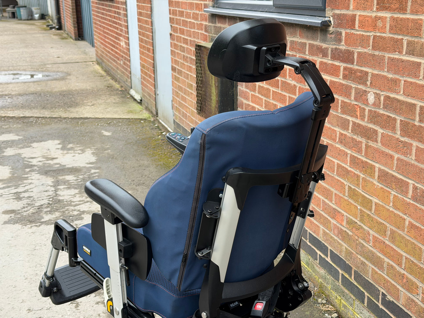 Quickie Q500M 6MPH Electric Wheelchair Powerchair Rising Tilt Sedeo Pro