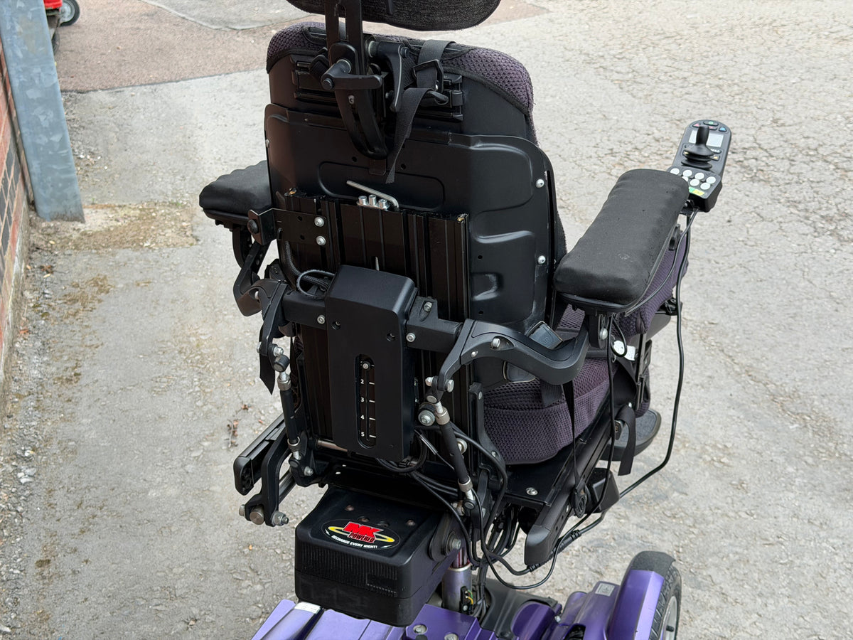 Permobil C400 Lie Down Rising Tilt Electric Legs Powerchair Electric Wheelchair