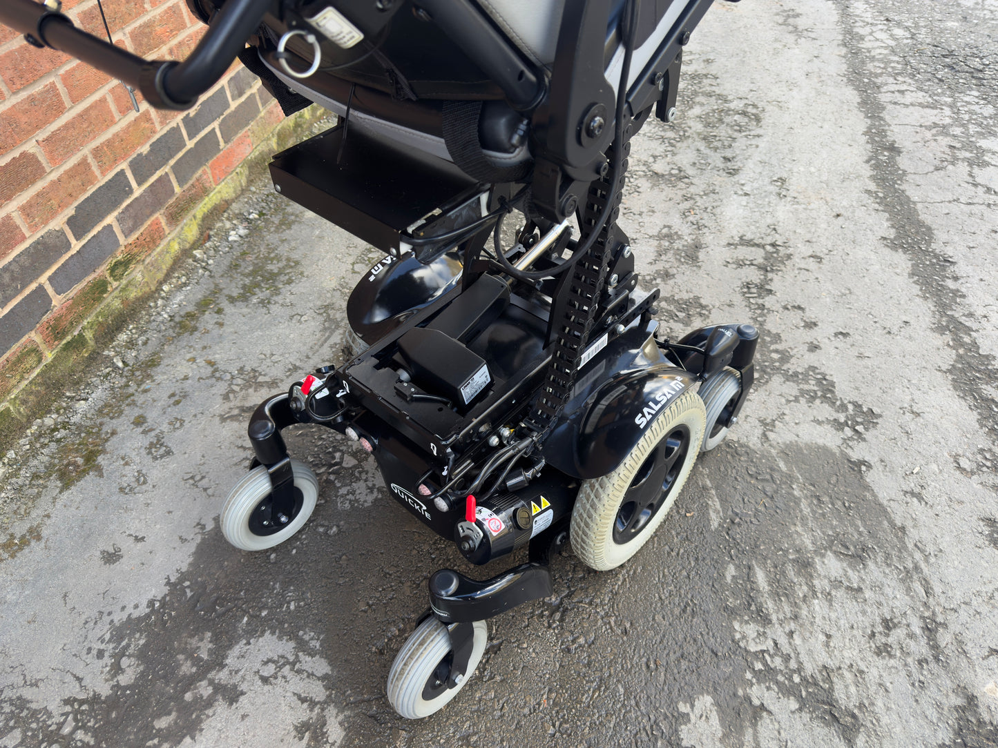 Quickie Salsa M2 8MPH Tilt Riser MND Electric Wheelchair Powerchair Refurbished Pre-Owned