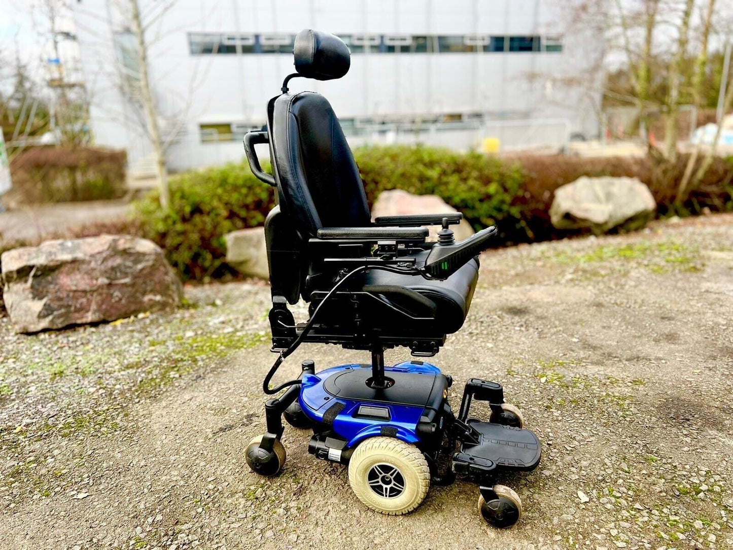 PRIDE JAZZY QUANTUM 610 4MPH MWD USED SECOND HAND ELECTRIC MOBILITY POWERCHAIR WHEELCHAIR RISING