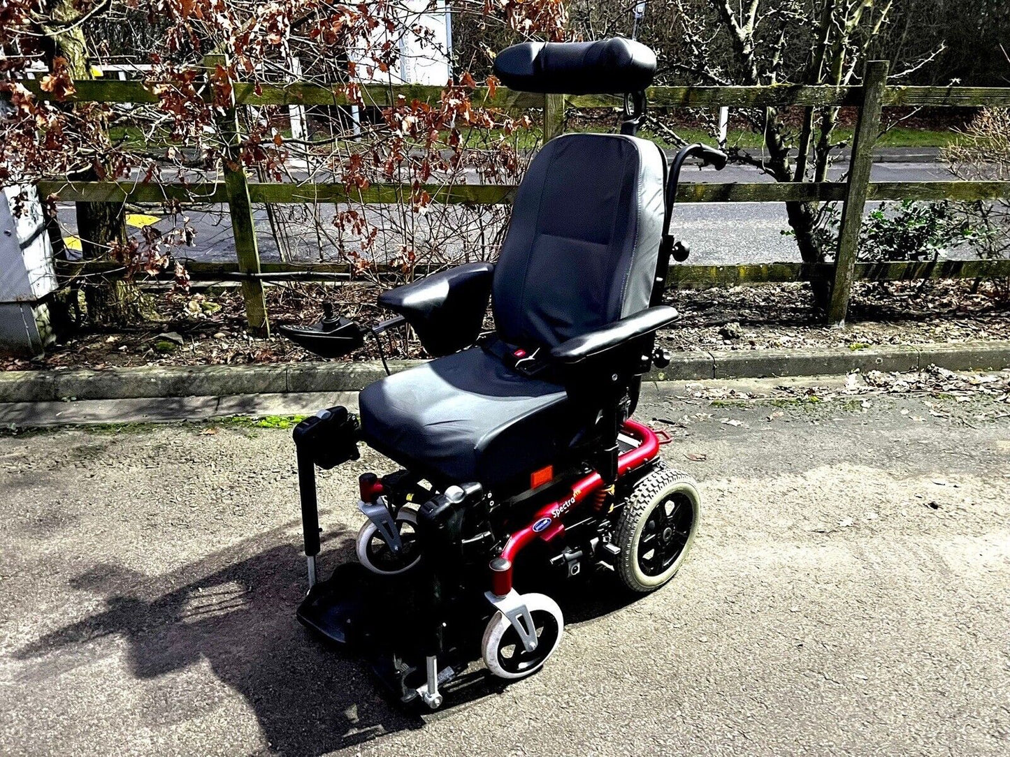 INVACARE SPECTRA XTR2 TILT USED SECOND HAND ELECTRIC LEGS ELECTRIC WHEELCHAIR KERB CLIMBER