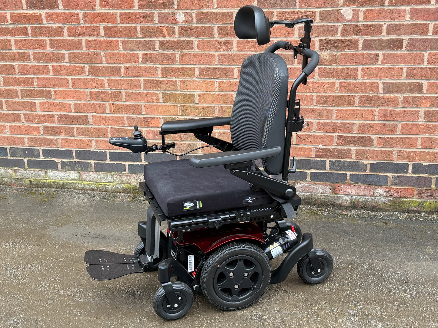 Quickie Q300M Mini Riser Tilt Electric Wheelchair Powerchair