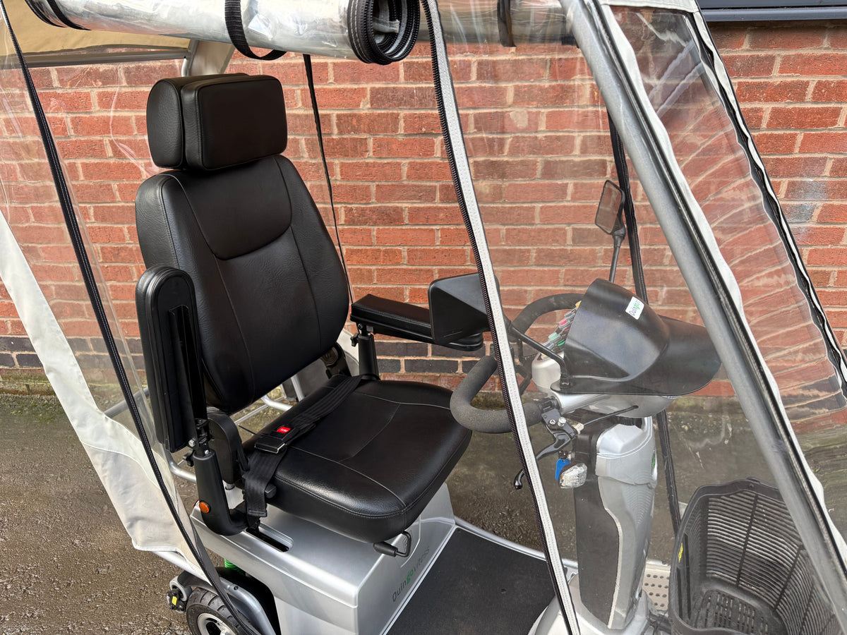 Quingo Vitess Mobility Scooter Buggy 8MPH Inc Canopy Good Condition