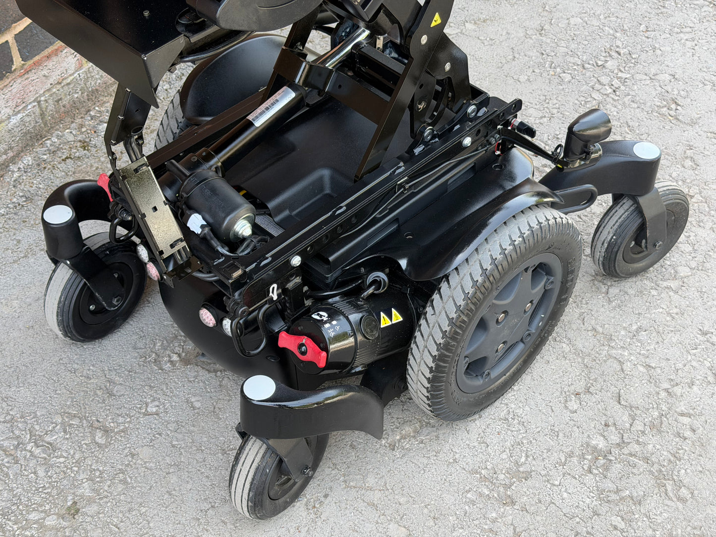 Quickie Q500M Electric Wheelchair Powerchair Rising Tilt Sedeo Pro