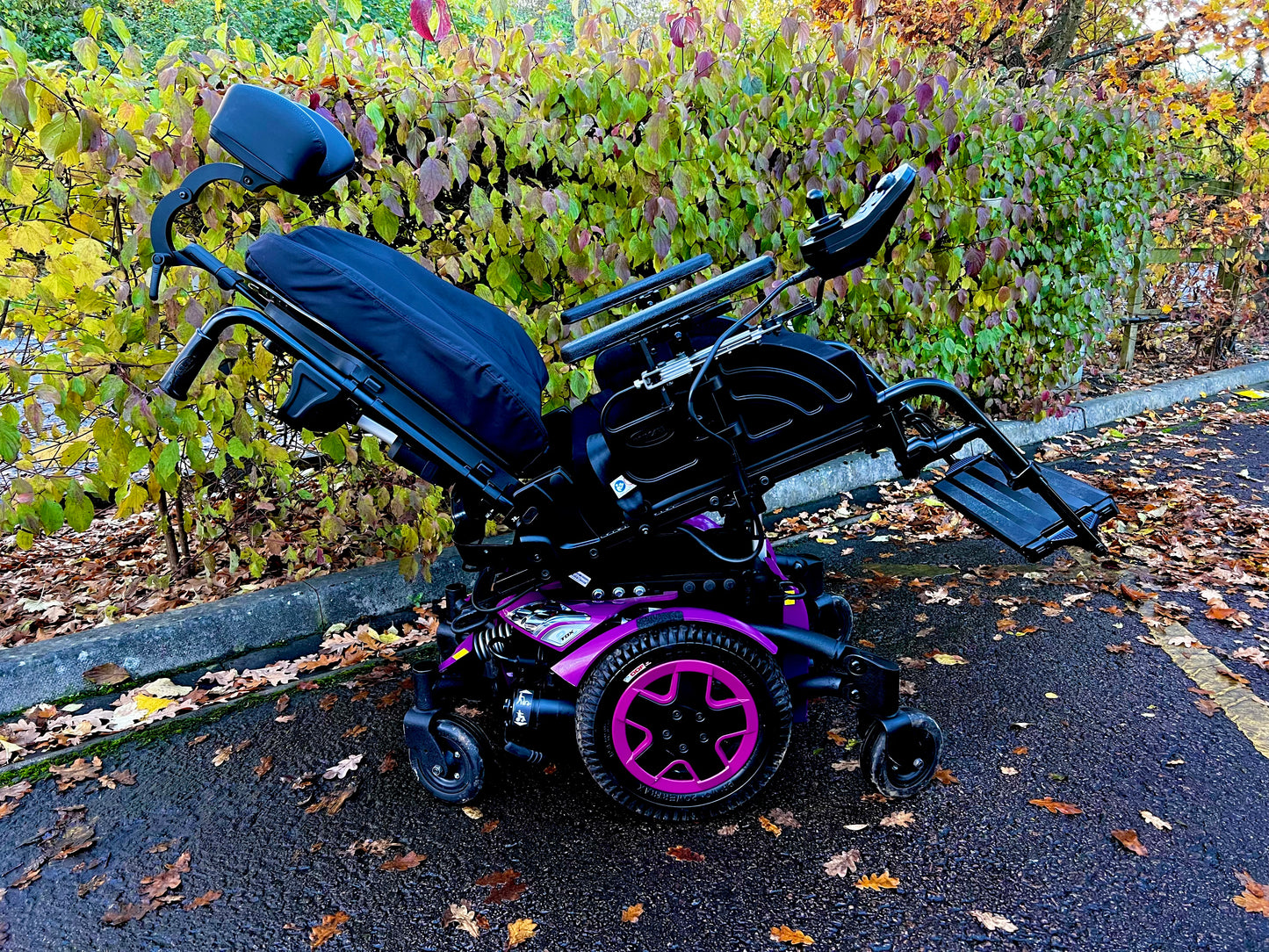 INVACARE TDX SP2 TILT ELECTRIC WHEELCHAIR POWERCHAIR USED REFURBISHED SECOND HAND