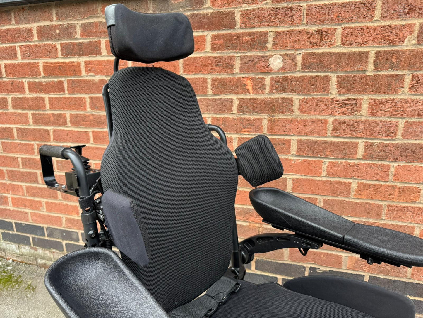 Quickie Salsa M2 6MPH Attendant Control Electric Legs Tilt Recline MND Electric Wheelchair Powerchair Refurbished Pre-Owned