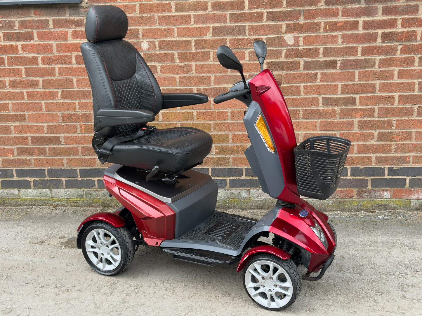 TGA Vita Midi 8Mph Mobility Scooter Red Road Legal Suspension