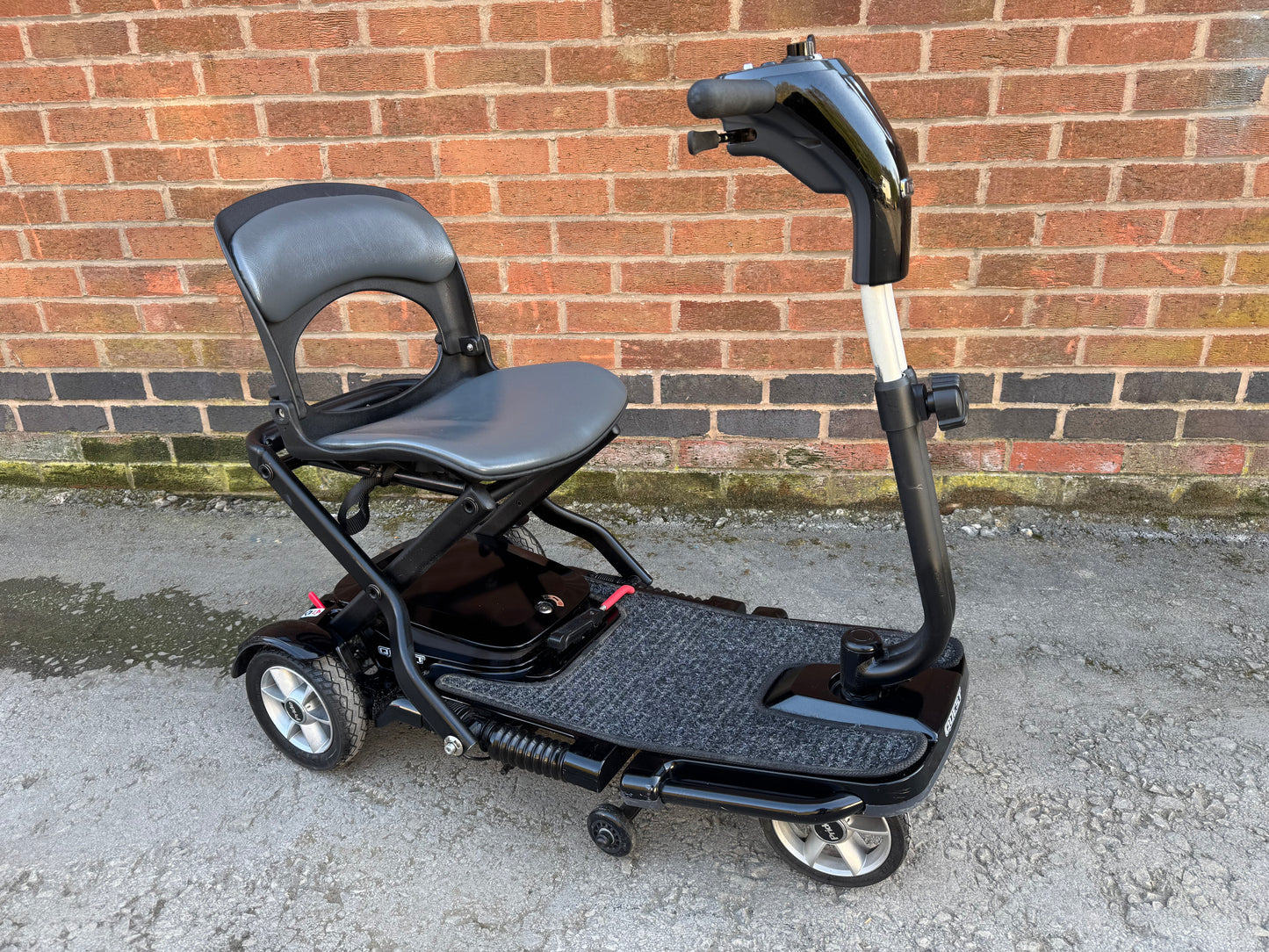 Pride Quest Folding Lightweight Mobility Scooter