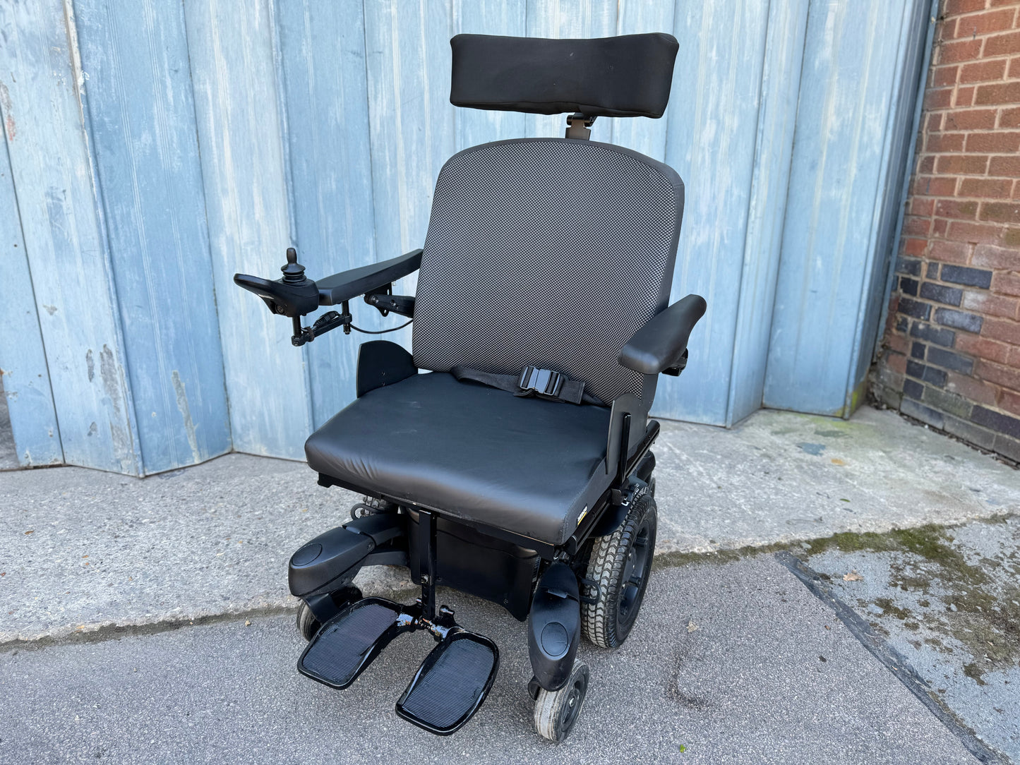 QUICKIE 2022 Q700M HD BARIATRIC USED SECOND HAND ELECTRIC WHEELCHAIR POWERCHAIR 32 STONE MWD