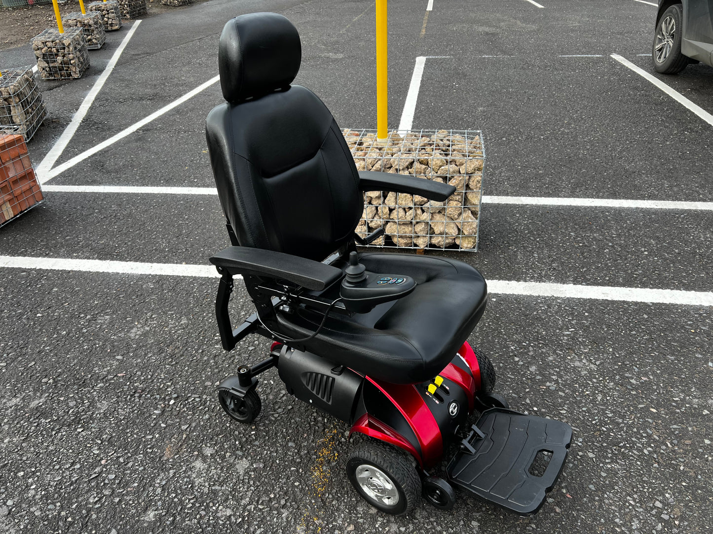 TRAVELUX VENTURE SECOND HAND POWERCHAIR USED ELECTRIC WHEELCHAIR RWD 4MPH