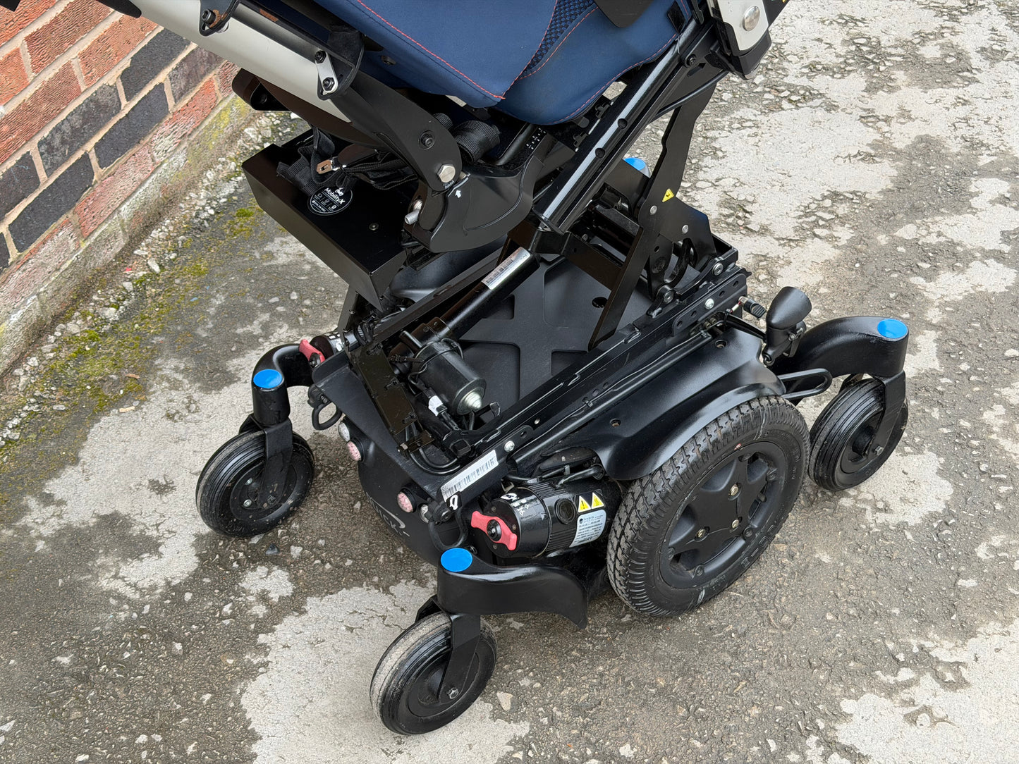 Quickie Q500M 6MPH Electric Wheelchair Powerchair Rising Tilt Sedeo Pro