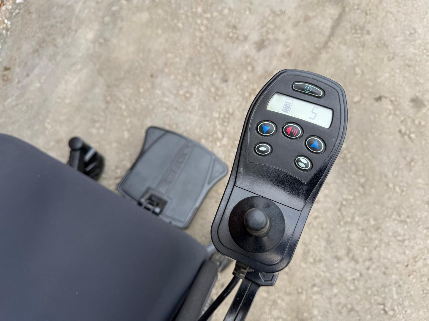 Pride Quantum Edge 2.0 Electric Wheelchair Powerchair