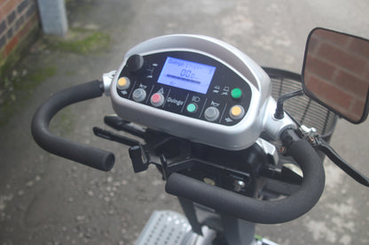 Quingo Vitess 2 Mobility Scooter Buggy 8MPH (2023)