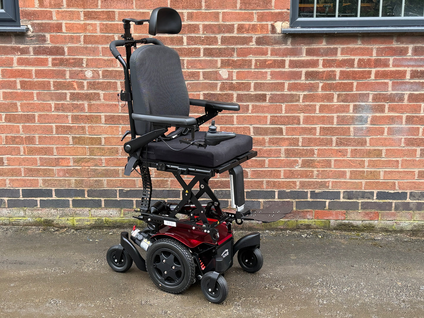 Quickie Q300M Mini Riser Tilt Electric Wheelchair Powerchair