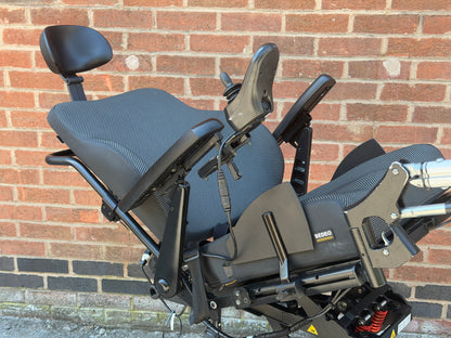 Quickie Q300M Mini Sedeo Pro Rising Tilt Electric Wheelchair Powerchair Electric Recline Legs