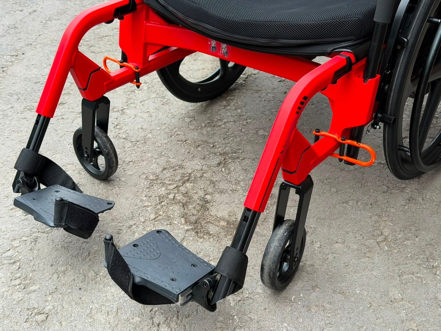 Invacare Action Ampla Wheelchair Bariatric Wheelchair Refurbished