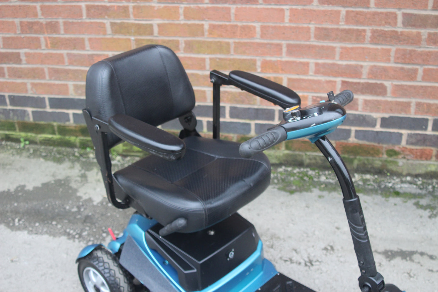 Drive Evo Boot Scooter Lightweight Mobility Scooter 2 Battery Packs