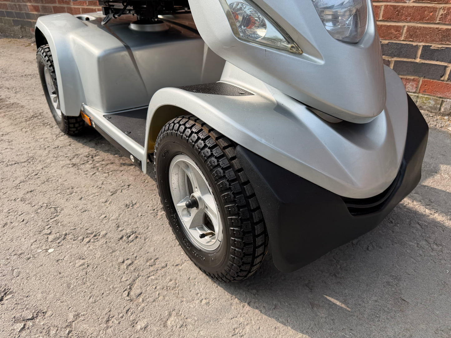 Drive ST6 Abilize Ranger Mobility Scooter Heavy Duty Scooter Road Legal