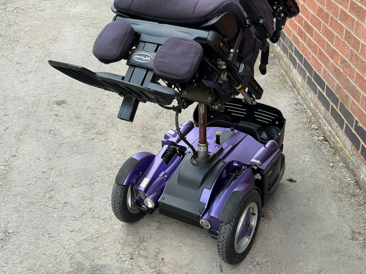 Permobil C400 Lie Down Rising Tilt Electric Legs Powerchair Electric Wheelchair