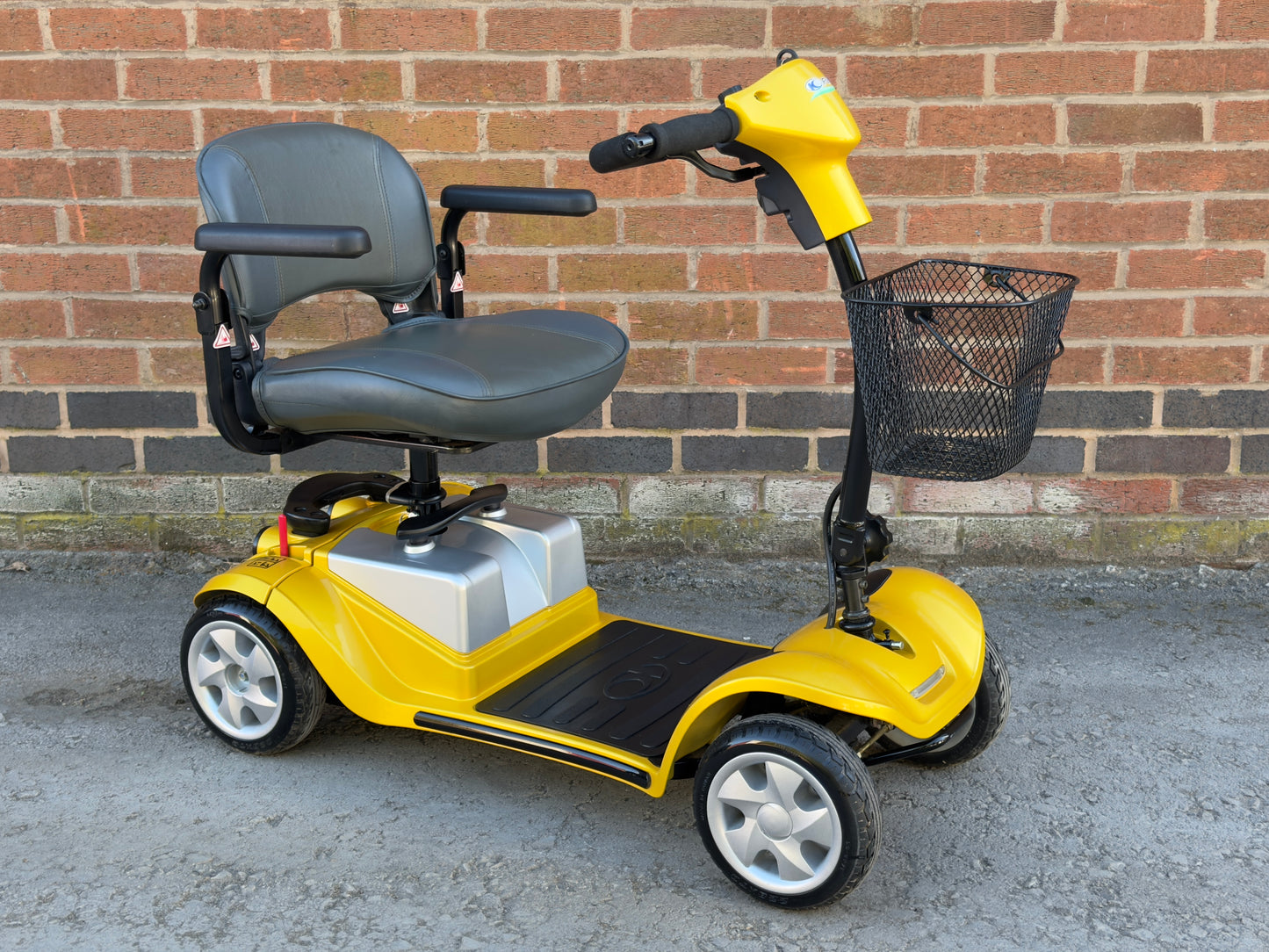 Kymco For U Mini Comfort Mobility Scooter 4Mph Portable Scooter