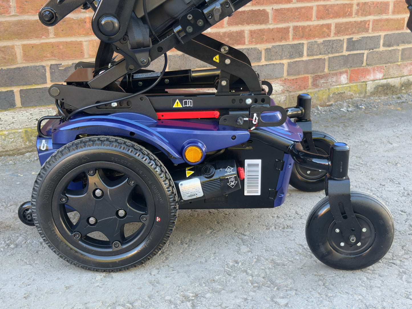 Quickie Q300R Electric Wheelchair Tilt Sedeo Pro Seating Powerchair