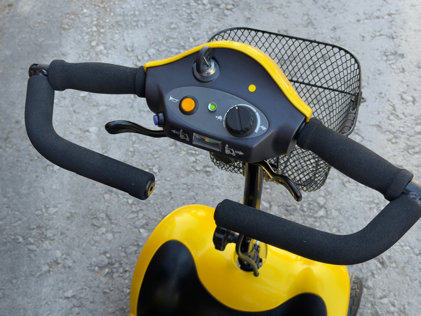Kymco For U Mini Comfort Mobility Scooter 4Mph Portable Scooter