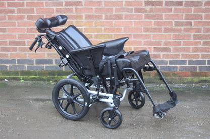 Invacare Rea Azalea Tilt In Space Wheelchair Attendant Control Wheelchair