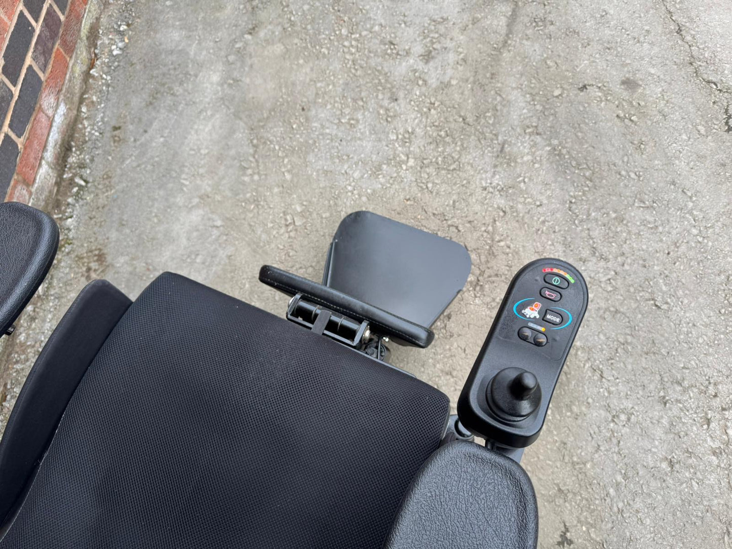 Quickie Salsa M2 6MPH Electric Leg Rest Tilt Recline MND Electric Wheelchair Powerchair Refurbished Pre-Owned