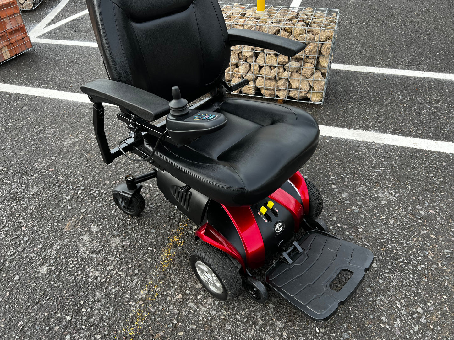 TRAVELUX VENTURE SECOND HAND POWERCHAIR USED ELECTRIC WHEELCHAIR RWD 4MPH