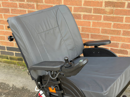 Invacare Kite Bariatric Electric Wheelchair Tilt Recline Powerchair