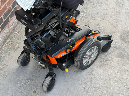 Pride Quantum Edge 2.0 I-Level Riser Recline Tilt Footplate Electric Wheelchair Powerchair