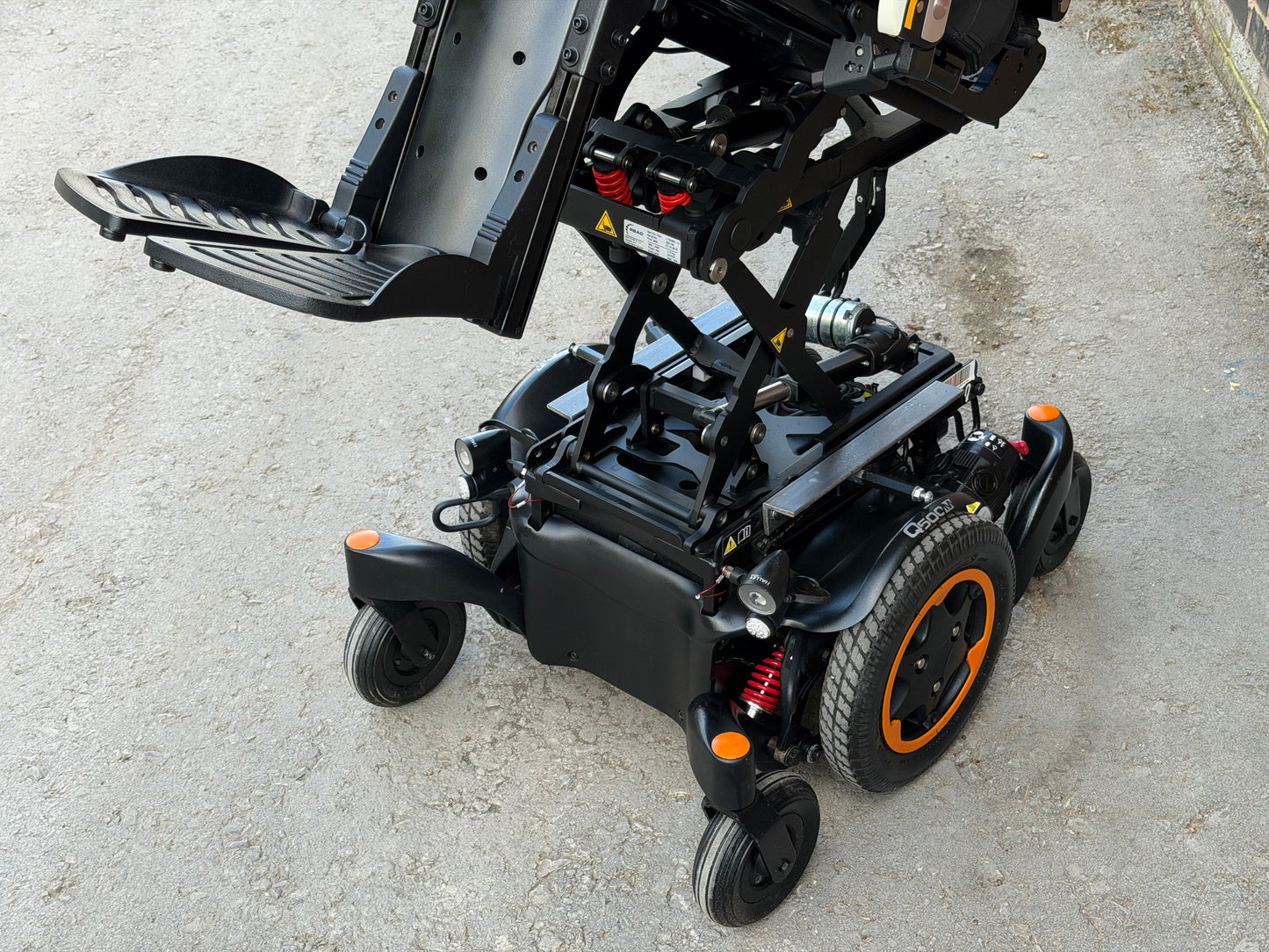 Quickie Q500M Electric Wheelchair Powerchair Rising Tilt Sedeo Pro