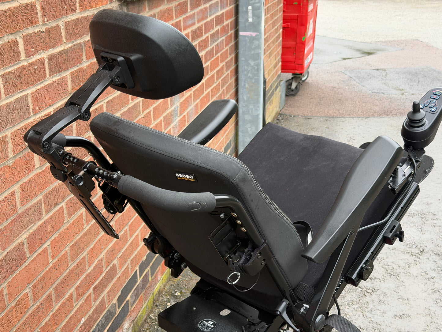 Quickie Q300M Mini Riser Tilt Electric Wheelchair Powerchair