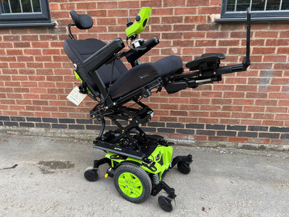 Pride Quantum Edge 2.0 Riser Recline Tilt Electric Footplate Electric Wheelchair Powerchair