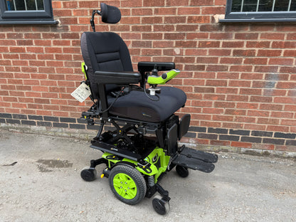 Pride Quantum Edge 2.0 Riser Recline Tilt Electric Footplate Electric Wheelchair Powerchair