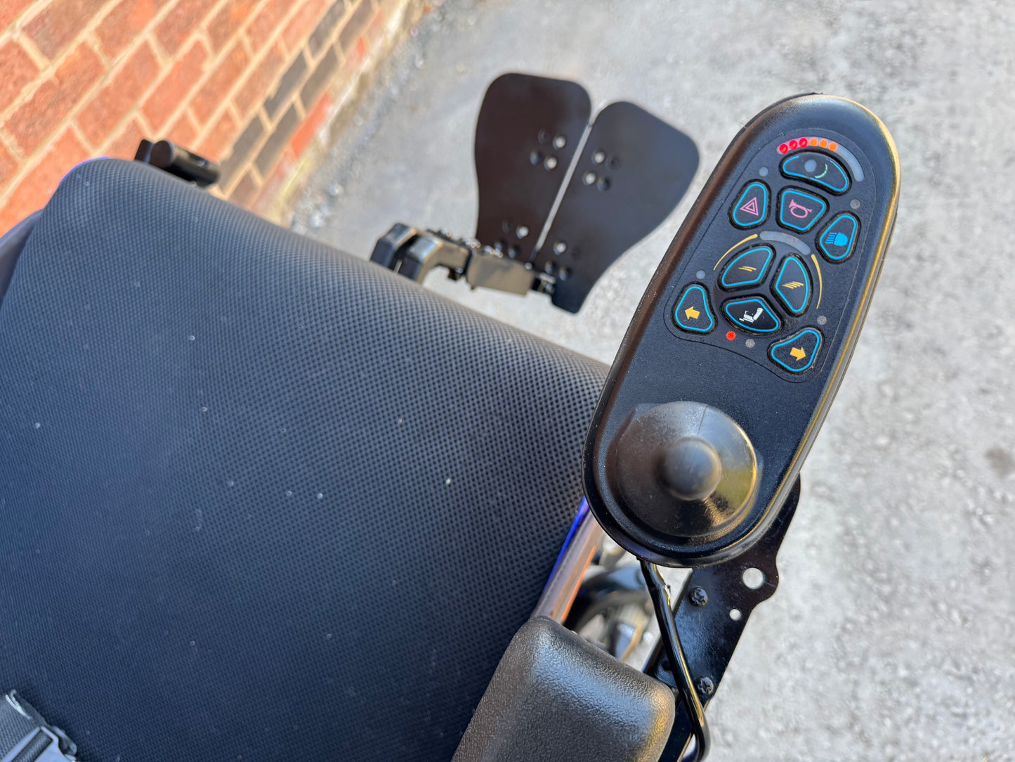 Quickie Salsa M2 6MPH Wheelchair Powerchair Refurbished